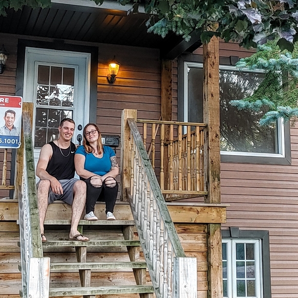 Meet your Posher, Anne-Marie - Picture 3 of 3